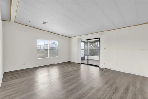 415 S Timber Trail Wildwood FL 34785
