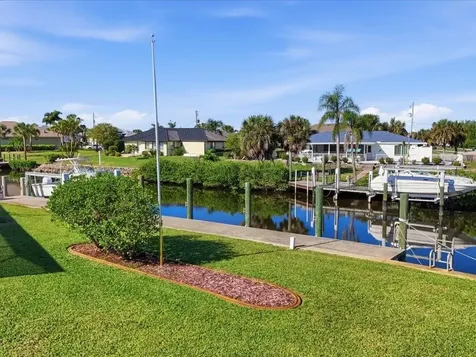 18350 Van Nuys Circle Port Charlotte FL 33948
