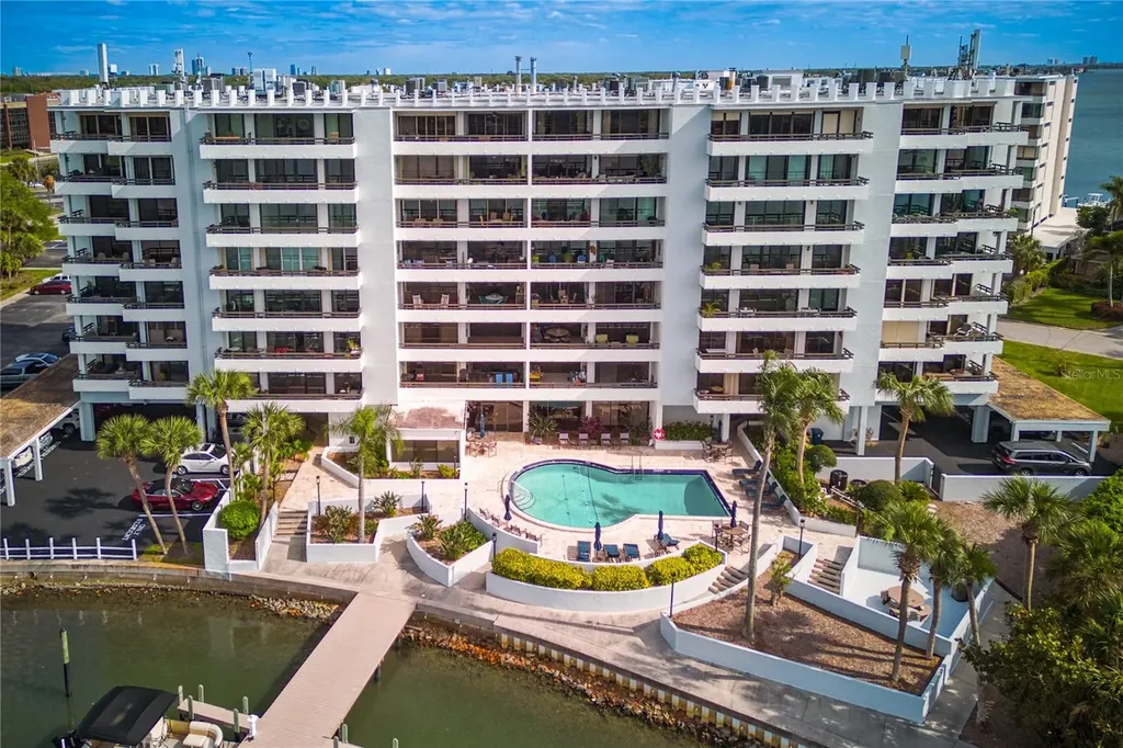 5701 Mariner Street Tampa FL 33609