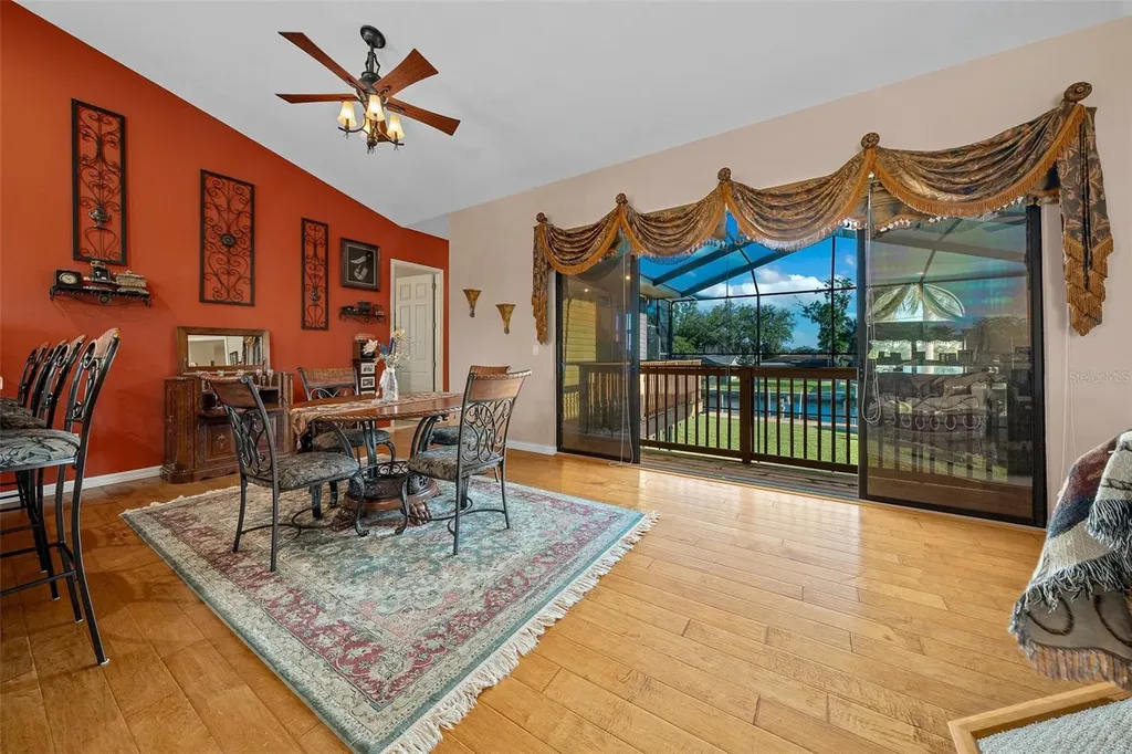 2050 NW 18th Street Crystal River FL 34428