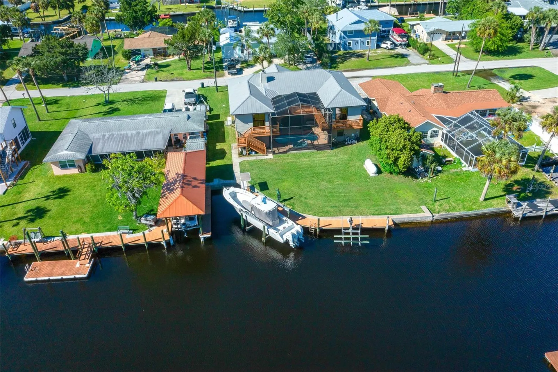 2050 NW 18th Street Crystal River FL 34428
