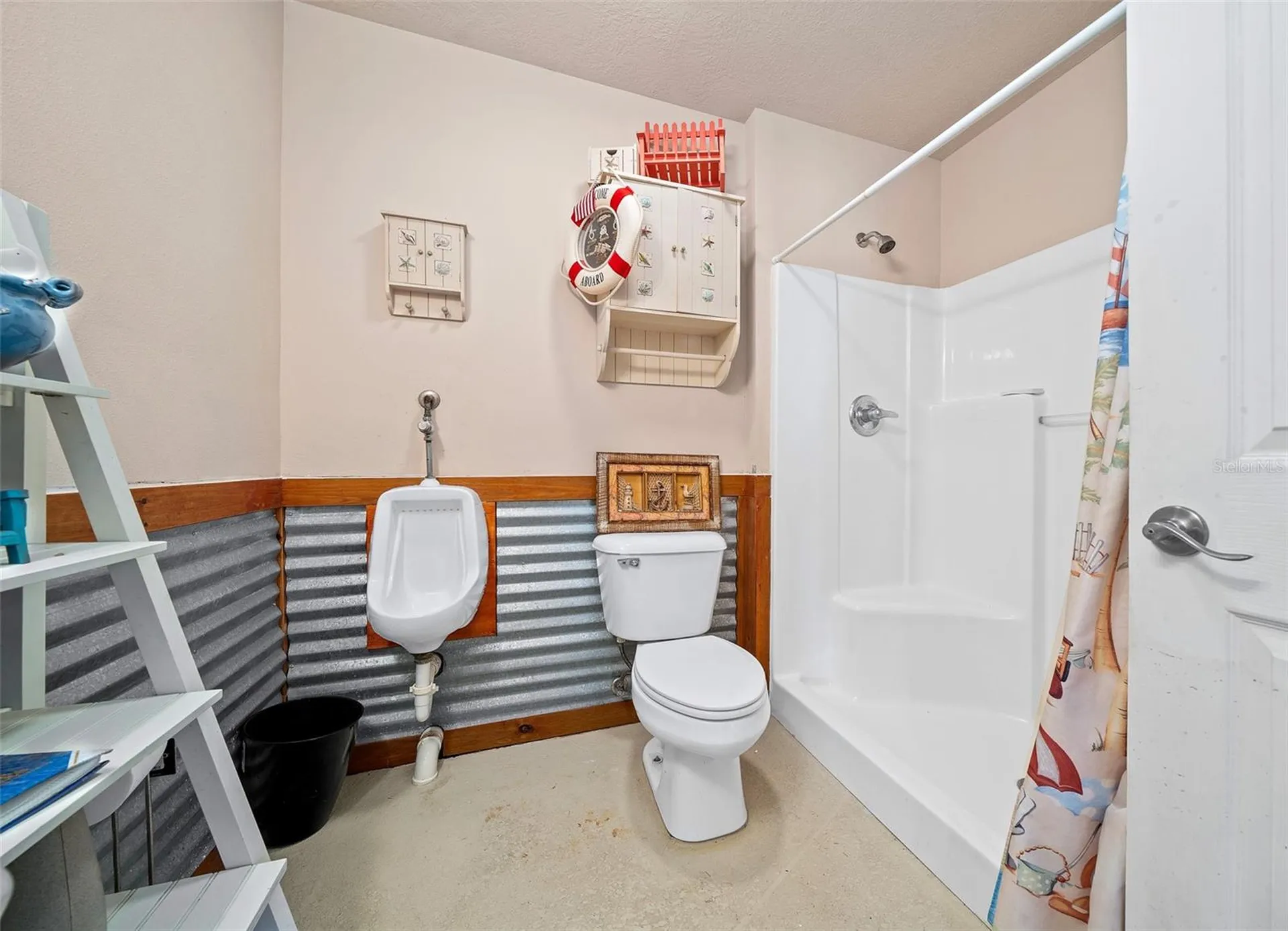 2050 NW 18th Street Crystal River FL 34428