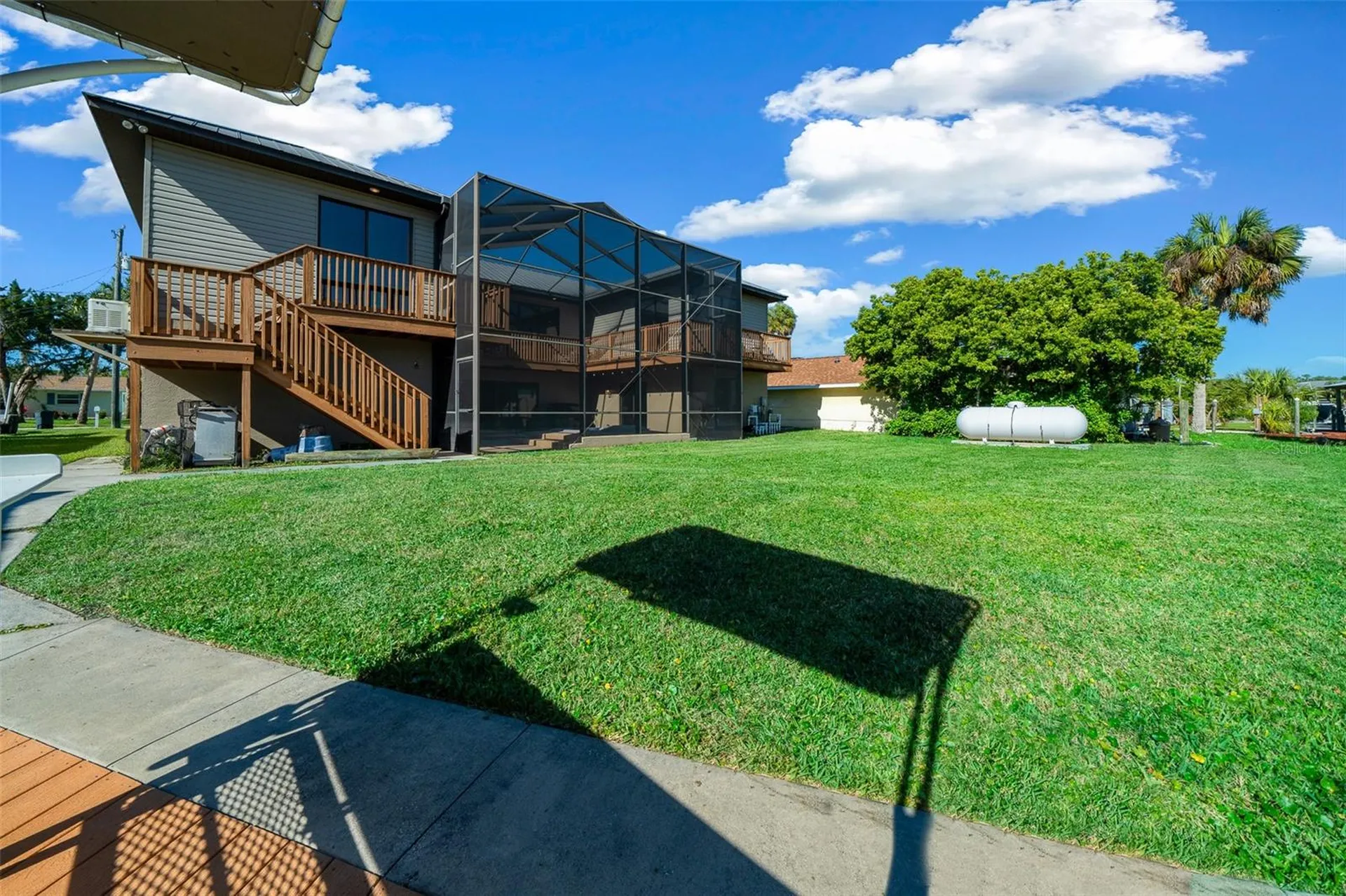 2050 NW 18th Street Crystal River FL 34428
