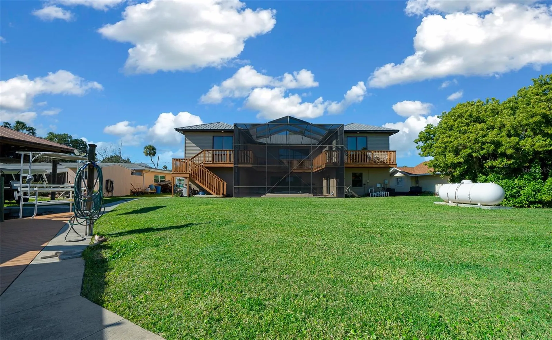 2050 NW 18th Street Crystal River FL 34428