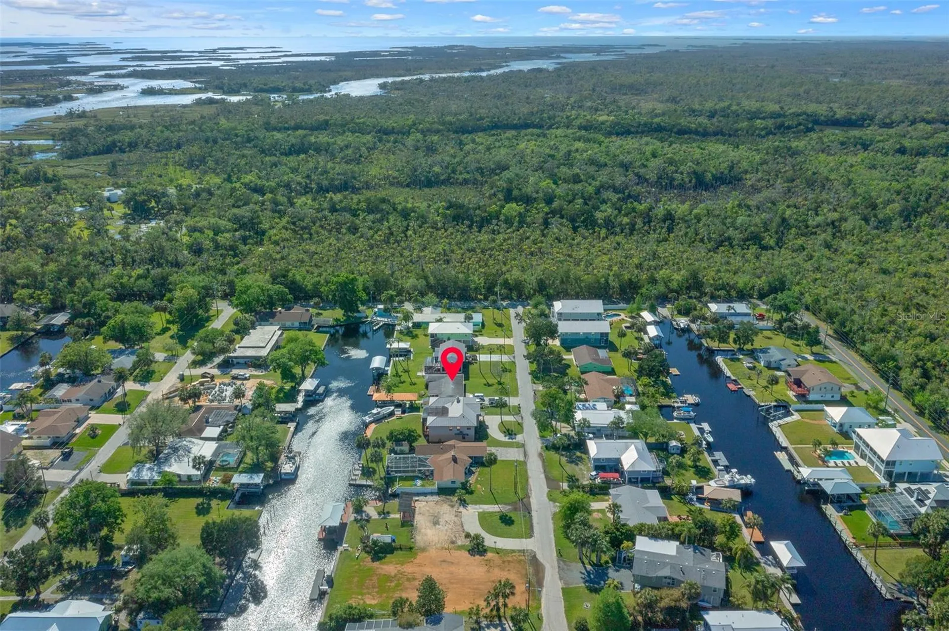 2050 NW 18th Street Crystal River FL 34428
