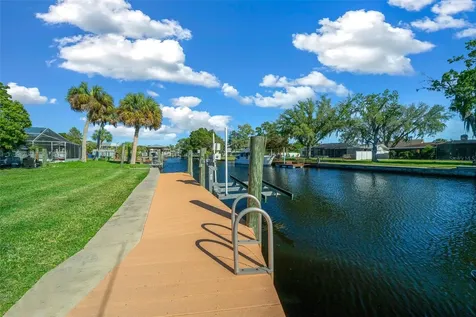 2050 NW 18th Street Crystal River FL 34428