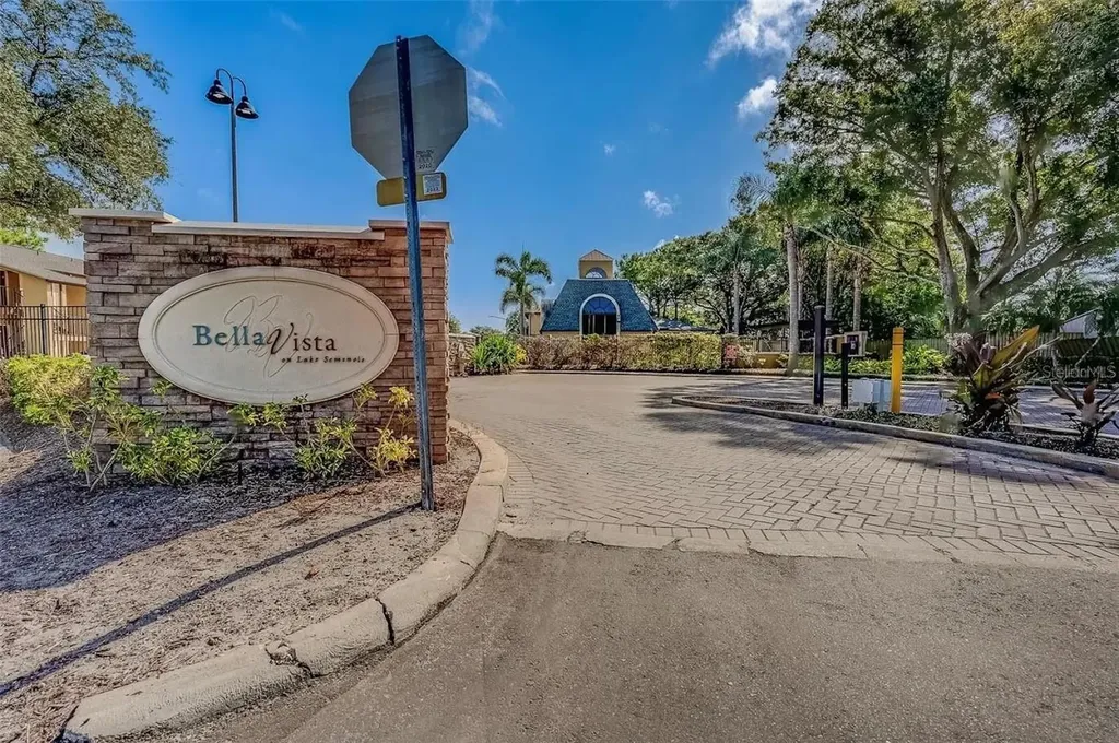 12293 Sailwinds Drive Largo FL 33773