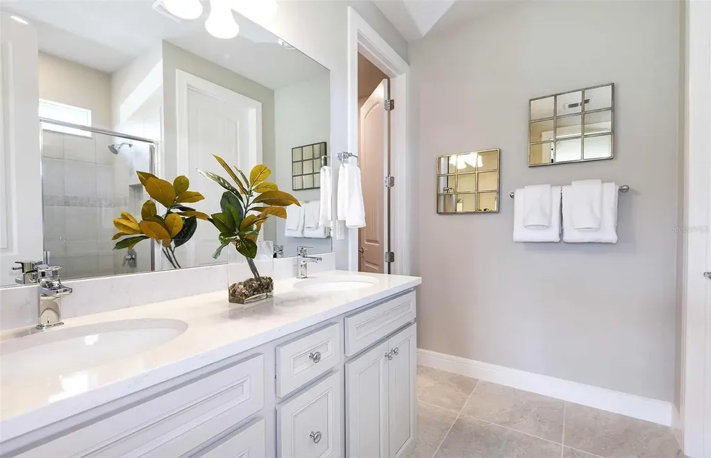 1734 Escalante Way Zephyrhills FL 33540