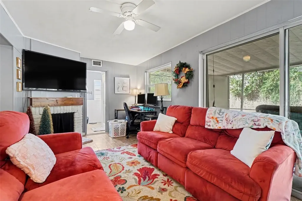 2300 Lake Road Fern Park FL 32730