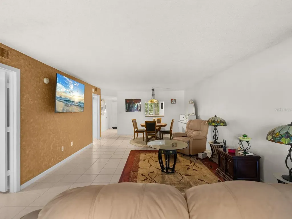 3076 Eastland Boulevard Clearwater FL 33761