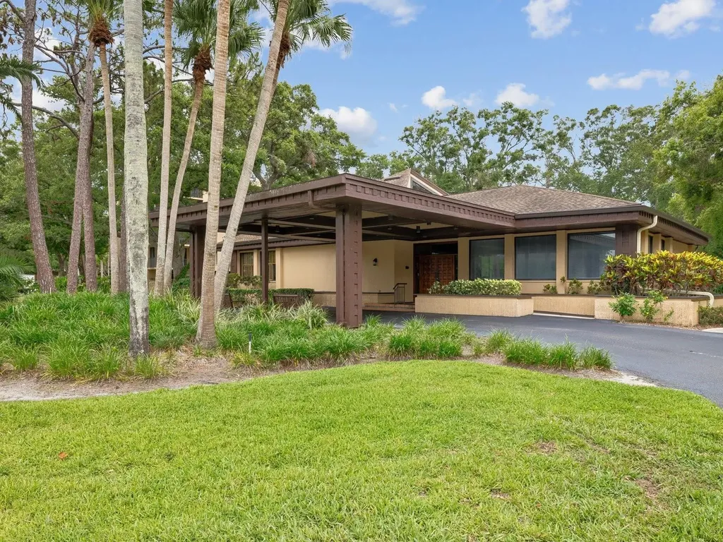 3076 Eastland Boulevard Clearwater FL 33761