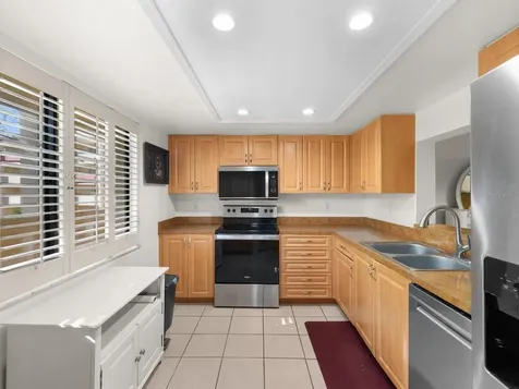 3076 Eastland Boulevard Clearwater FL 33761