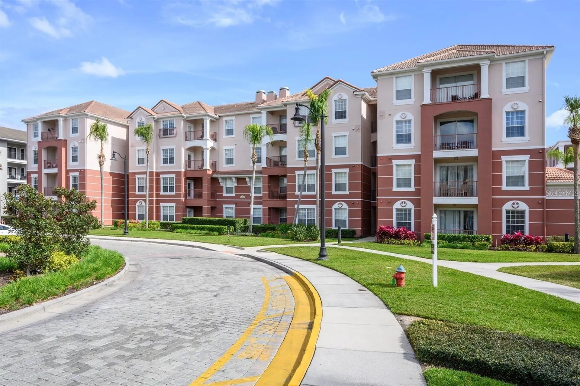 4862 Cayview Avenue Orlando FL 32819