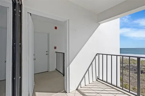 829 1st Street S Jacksonville Beach FL 32250