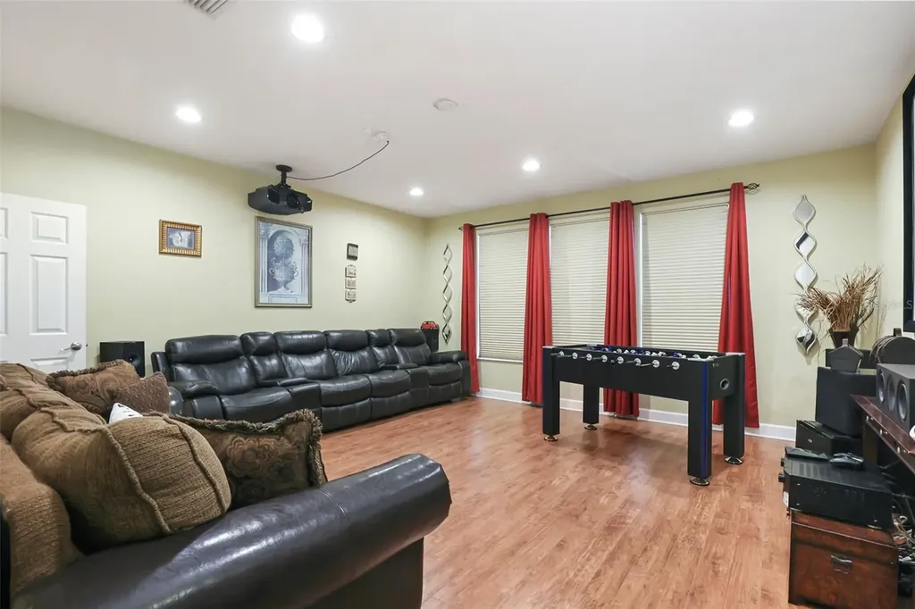 27608 Pine Point Drive Wesley Chapel FL 33544