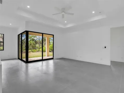 11161 Carnegie Avenue Englewood FL 34224