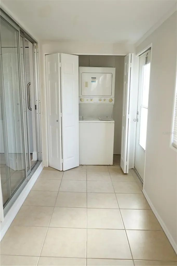 1802 Bedford Terrace Sun City Center FL 33573