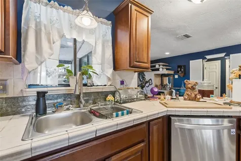 5059 Bernadette Drive Zephyrhills FL 33541