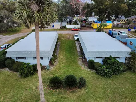 822 N New Hampshire Avenue Tavares FL 32778