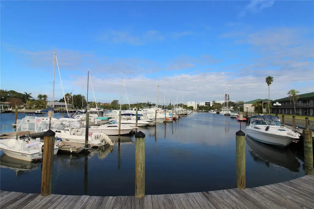 7150 N Tamiami Trail Sarasota FL 34243