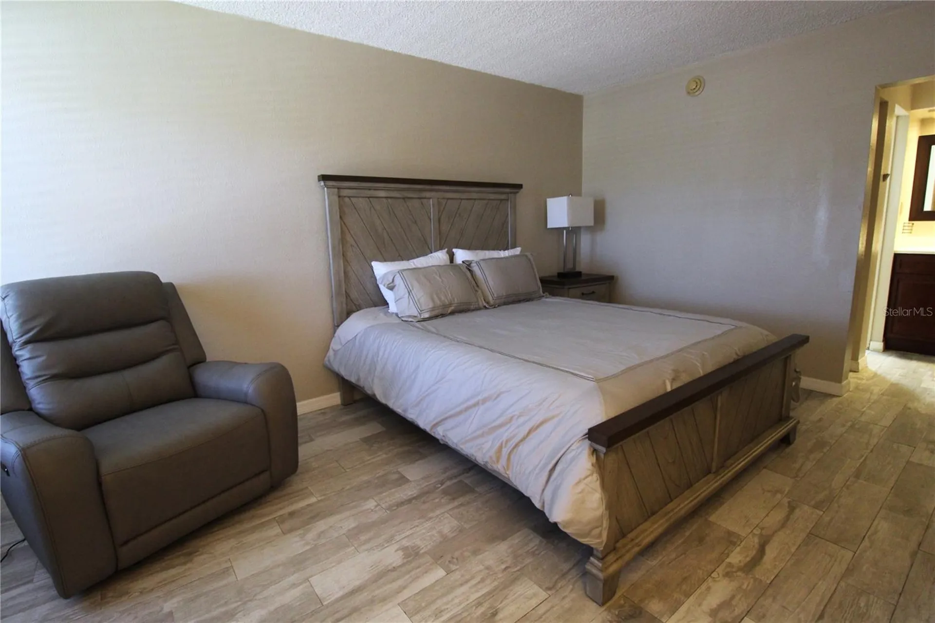 7150 N Tamiami Trail Sarasota FL 34243