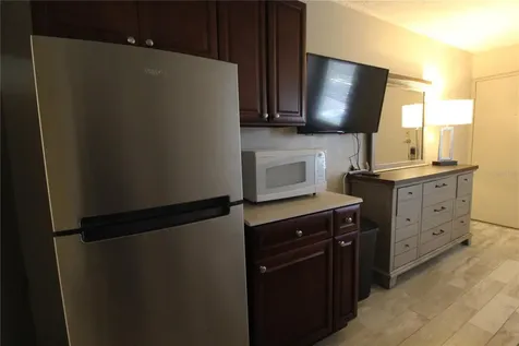 7150 N Tamiami Trail Sarasota FL 34243
