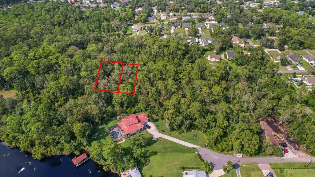 W 5th Street Chuluota FL 32766