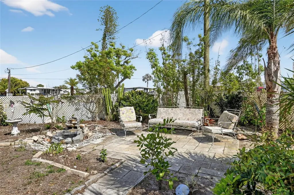 1349 Seagull Drive Englewood FL 34224