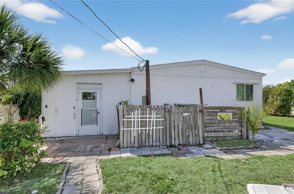 1349 Seagull Drive Englewood FL 34224