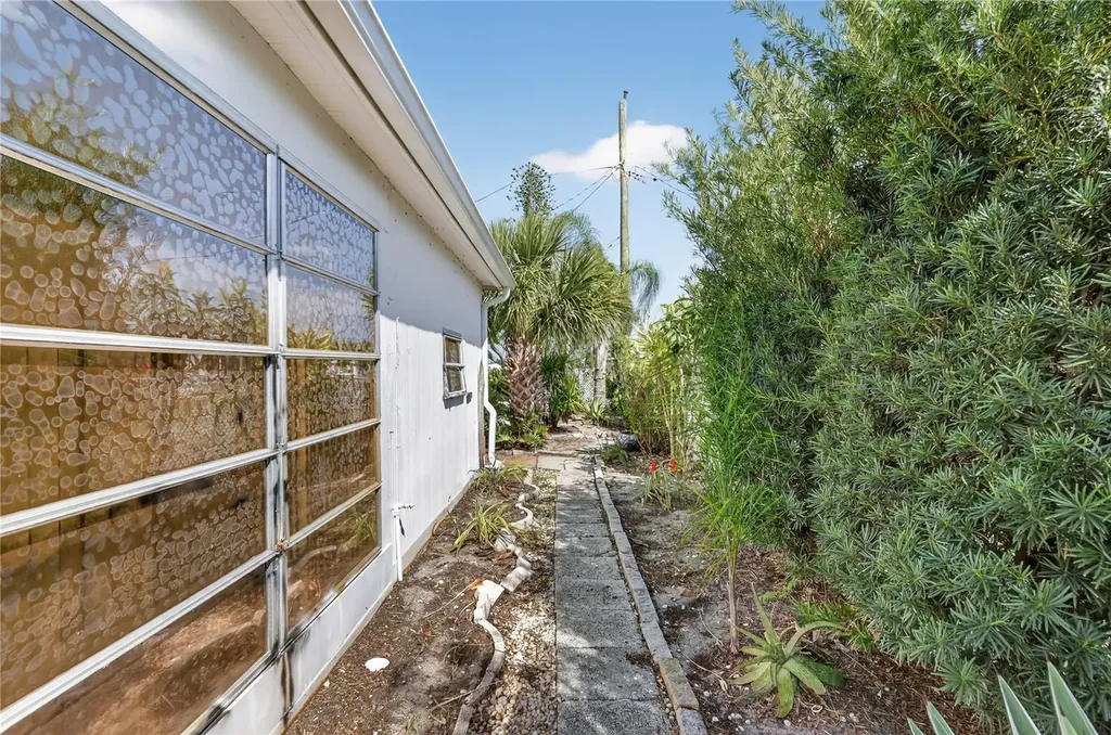 1349 Seagull Drive Englewood FL 34224