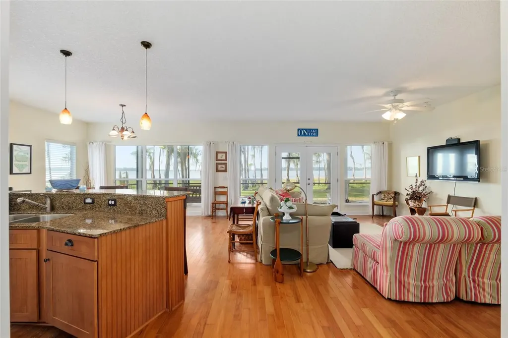 2499 SE 30th Street Melrose FL 32666