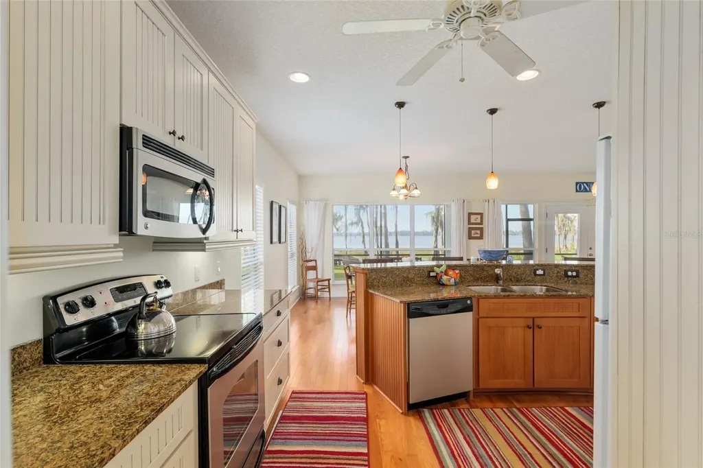 2499 SE 30th Street Melrose FL 32666
