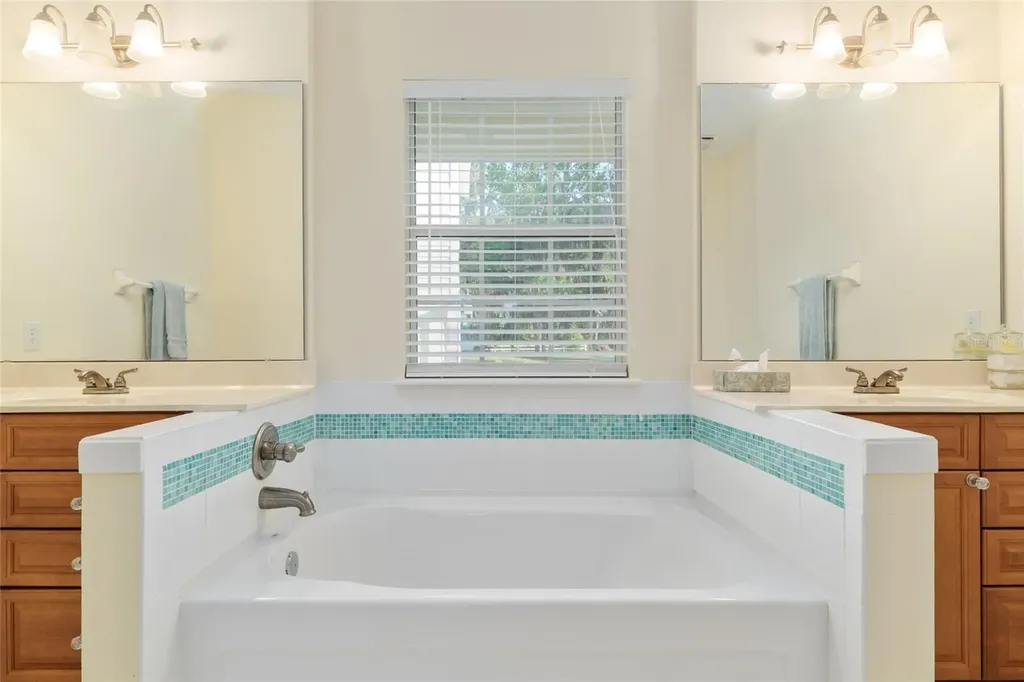 2499 SE 30th Street Melrose FL 32666