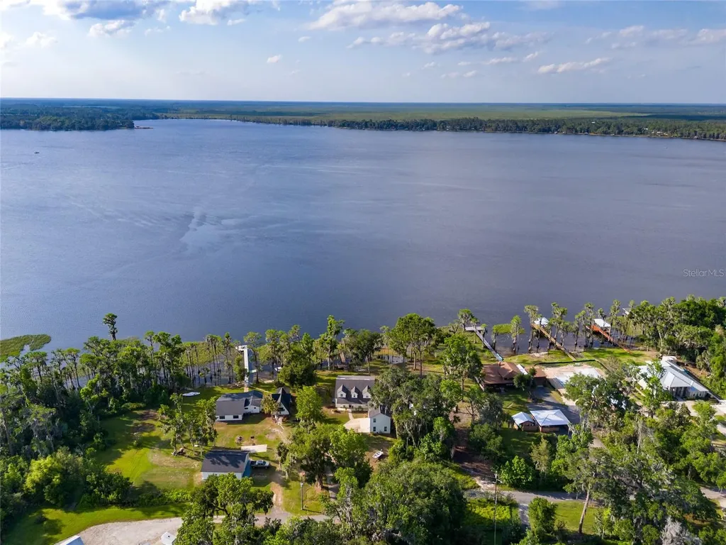 2499 SE 30th Street Melrose FL 32666
