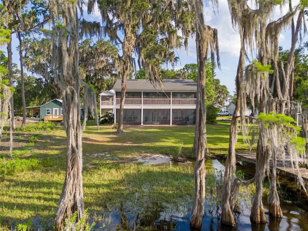 2499 SE 30th Street Melrose FL 32666