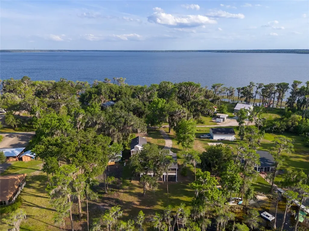 2499 SE 30th Street Melrose FL 32666