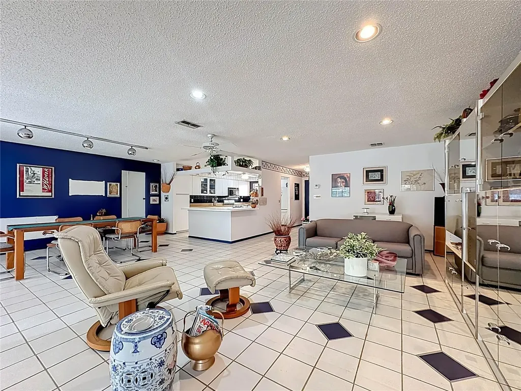 4738 Gifford Boulevard Orlando FL 32821
