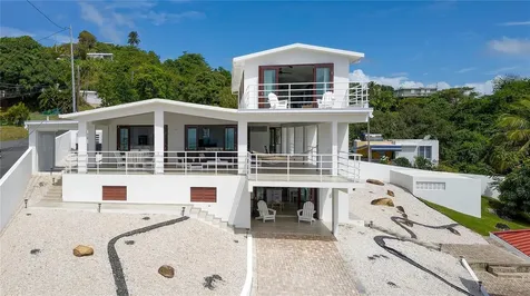94 El Cocal Country And Beach Club Yabucoa PR 00767