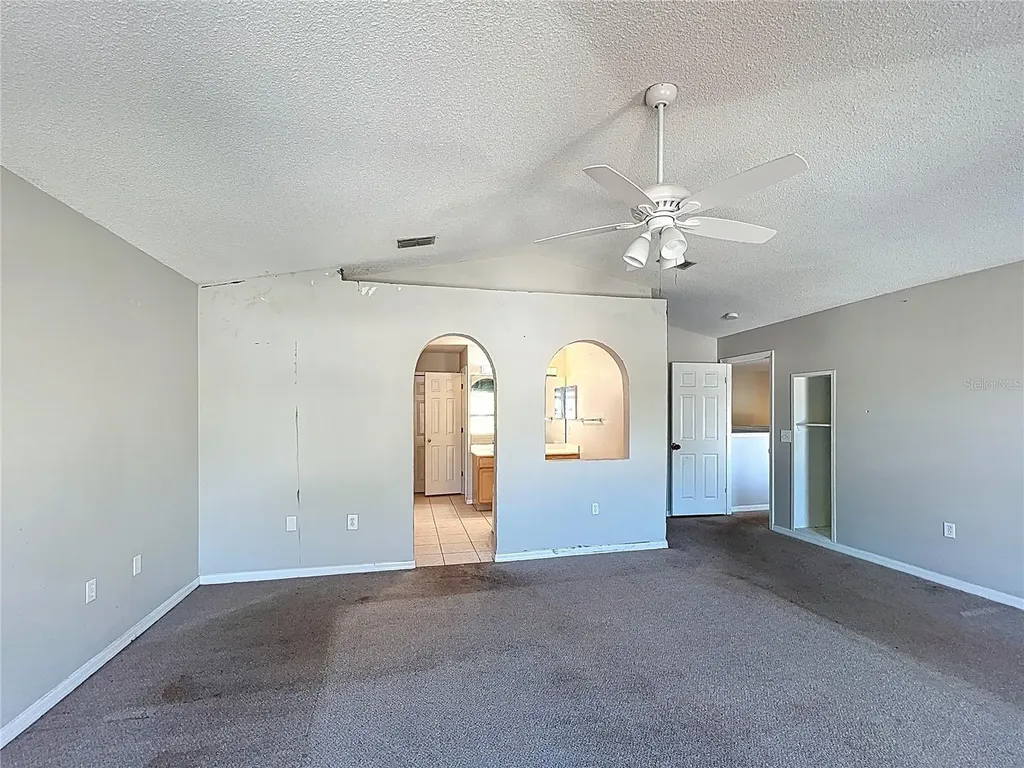 12803 Lake Vista Drive Gibsonton FL 33534