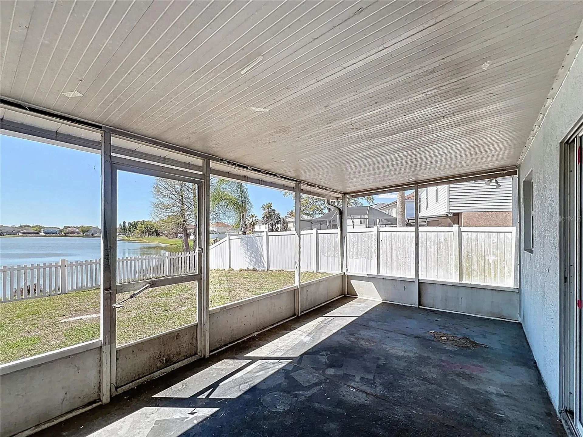 12803 Lake Vista Drive Gibsonton FL 33534