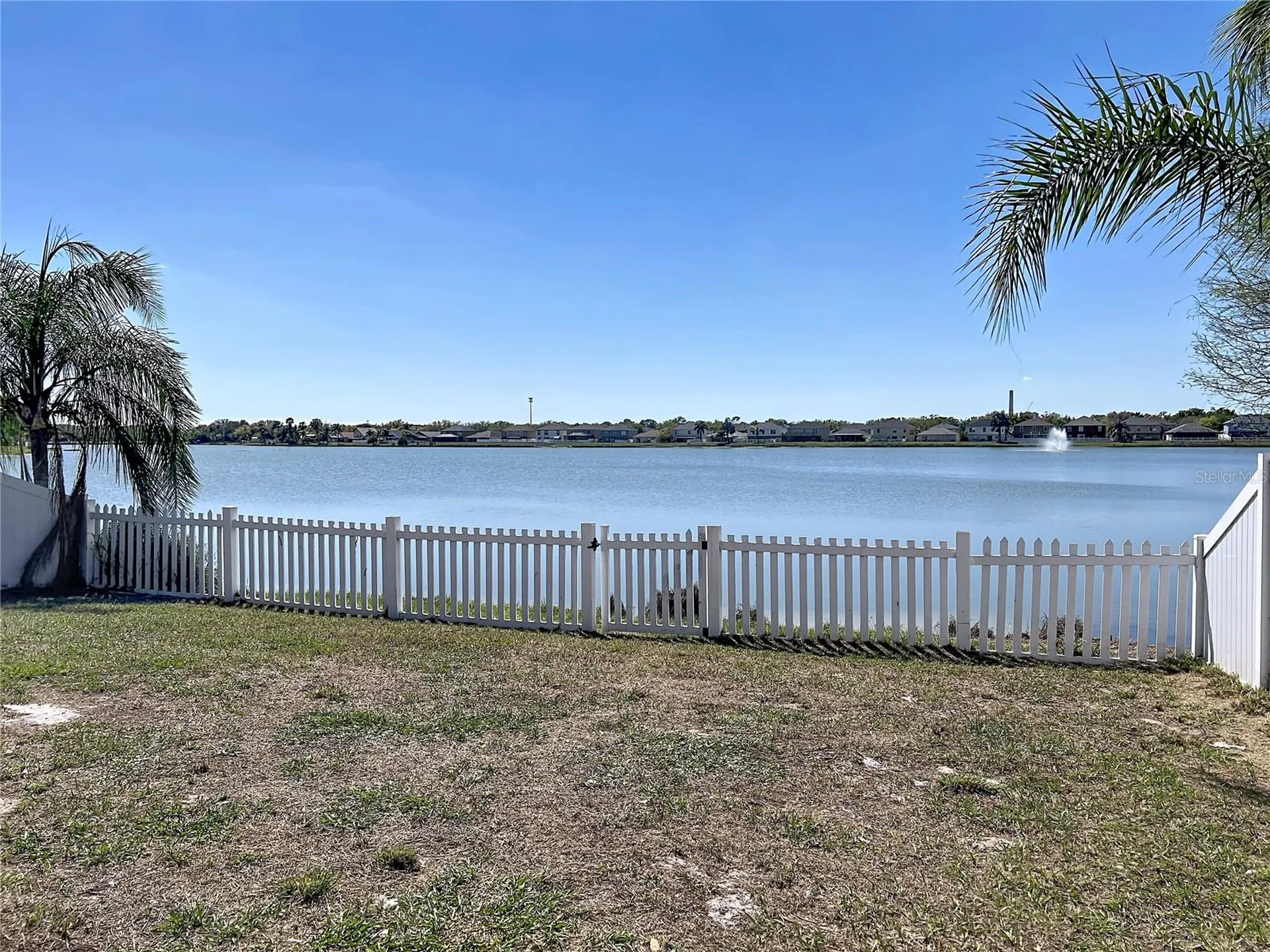 12803 Lake Vista Drive Gibsonton FL 33534
