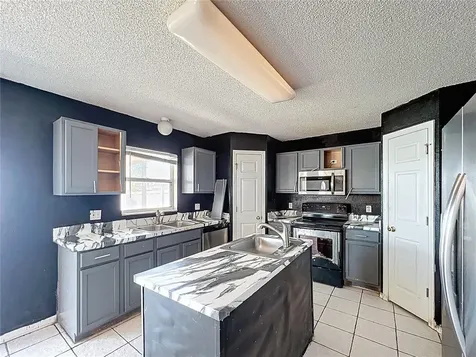 12803 Lake Vista Drive Gibsonton FL 33534