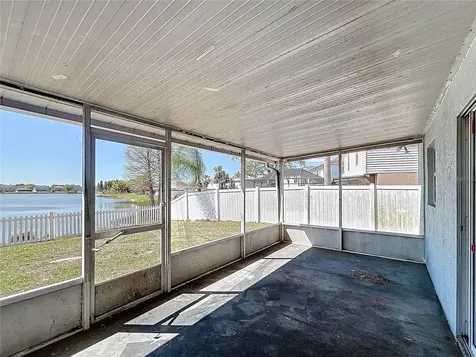 12803 Lake Vista Drive Gibsonton FL 33534
