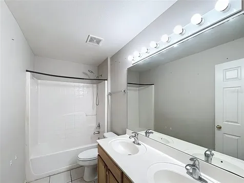 12803 Lake Vista Drive Gibsonton FL 33534