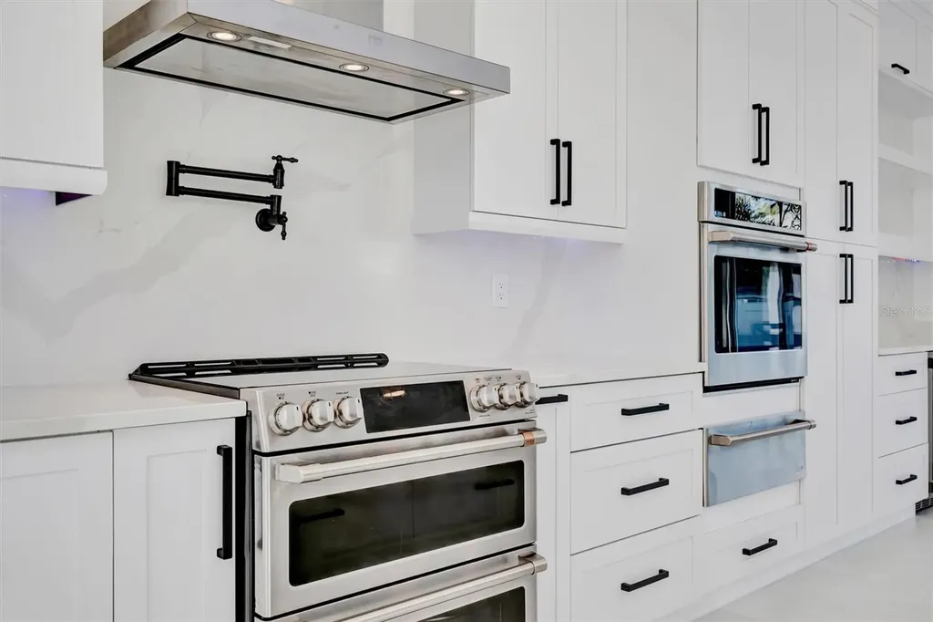 3723 Norwood Court Sarasota FL 34234