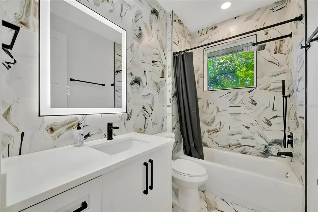 3723 Norwood Court Sarasota FL 34234