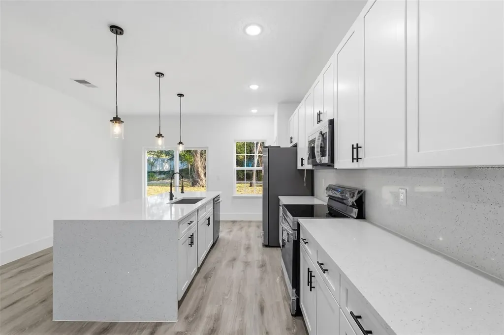 7047 N Lime Drive Dunnellon FL 34433