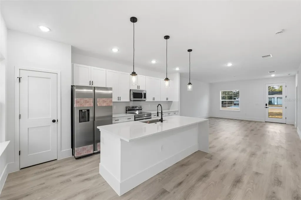 7047 N Lime Drive Dunnellon FL 34433