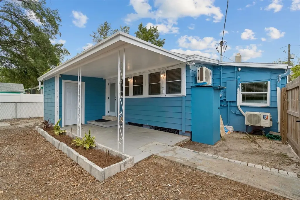 507 W Paris Street Tampa FL 33604