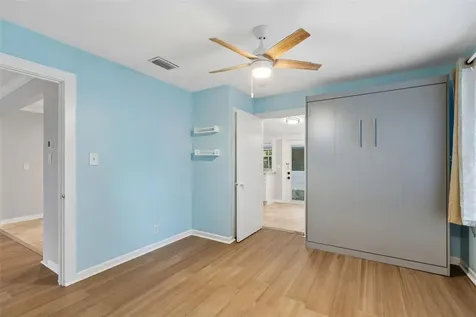 507 W Paris Street Tampa FL 33604